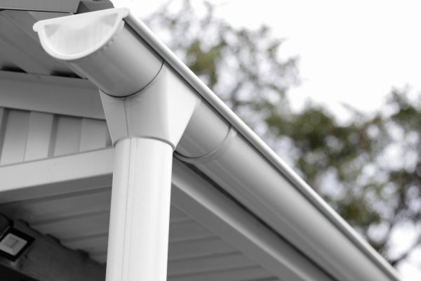 Cost of Gutter Service in Norwalk