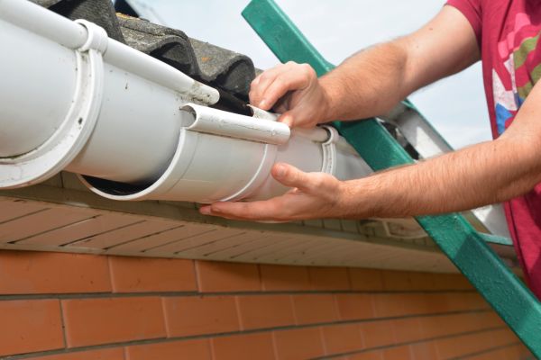 Cost of Large Gutter Repair in Norwalk