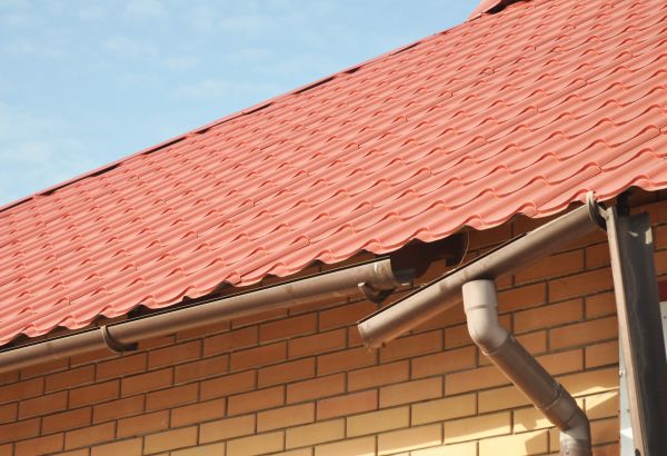 Cost of Loose Gutter Repair in Norwalk